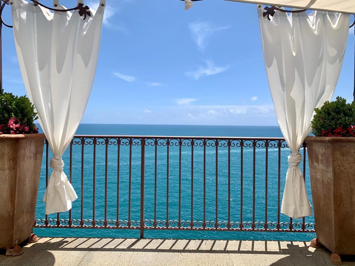 Villa Le Baste フローレ エクステリア 写真